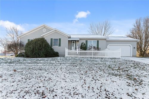 101 Kimberly Drive, Creston, OH, 44217 | Card Image