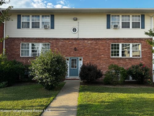 apt-4-18 Huguenot St, New Paltz, NY, 12561-1727 | Card Image