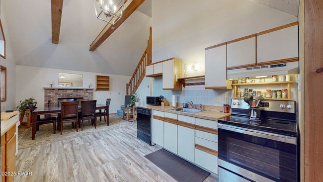 Open FloorPlan Kitchen Dining Room | Image 8