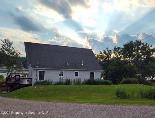 354 Minnow Dr, Susquehanna, PA, 18847-8193 | Card Image