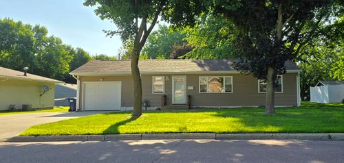 2103 Denver Ave, Spirit Lake, IA, 51360-2011 | Card Image