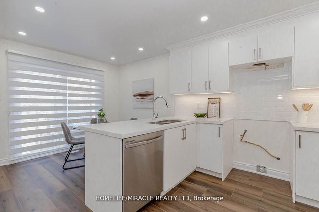 44 Leatherhead Crt, House other with 6 bedrooms, 5 bathrooms and 2 parking in Brampton ON | Image 13