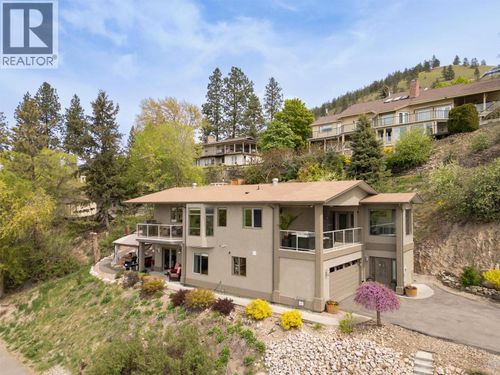 1027 James Hockey Pl, Kelowna, BC, V1X7L2 | Card Image