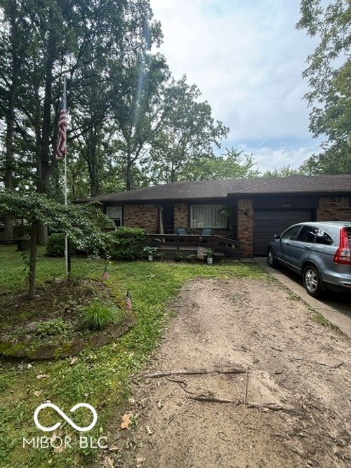 1306 S 9th Avenue, Beech Grove, IN, 46107 | Card Image