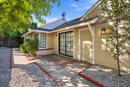 2277 Sandcastle Way, Sacramento, CA, 95833 | Card Image