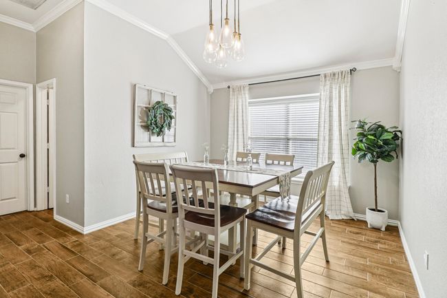 1708 Crestmeadow Ln, House other with 3 bedrooms, 2 bathrooms and null parking in Mansfield TX | Image 14