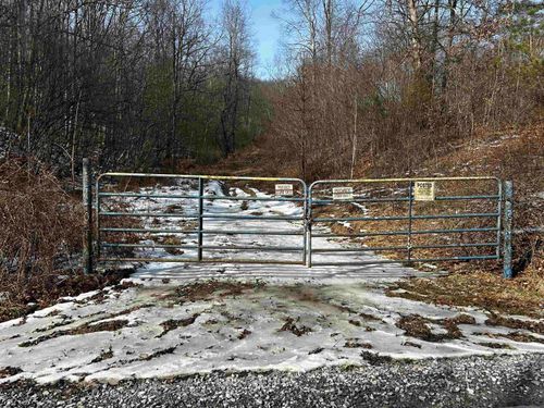 92 Coyote Lane, Belington, WV, 26250 | Card Image