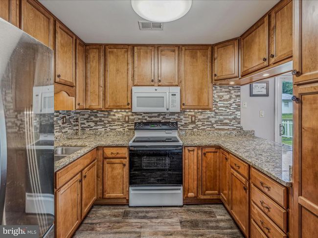 12 Schaller Ln, House other with 3 bedrooms, 1 bathrooms and null parking in SMITHSBURG MD | Image 9