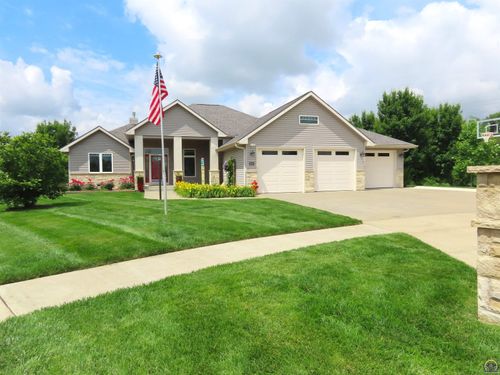 8013 Sw 27th Ct, Topeka, KS, 66614-2503 | Card Image