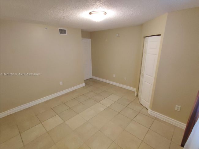 APT-102 - 11155 Sw 5 Th Pl, Condo with 2 bedrooms, 2 bathrooms and null parking in Pembroke Pines FL | Image 13