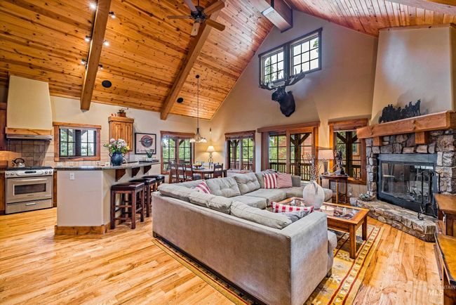 22 Francois Ct, House other with 4 bedrooms, 4 bathrooms and 2 parking in Donnelly ID | Image 10