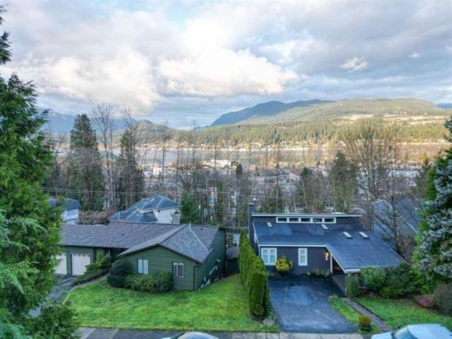 7 Noble Court, House other with 3 bedrooms, 0 bathrooms and 1 parking in Port Moody BC | Image 8
