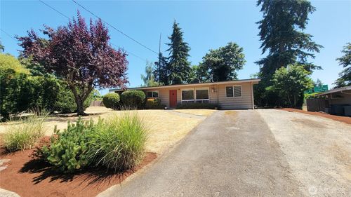 12051 Se 42nd St, Bellevue, WA, 98006-1116 | Card Image