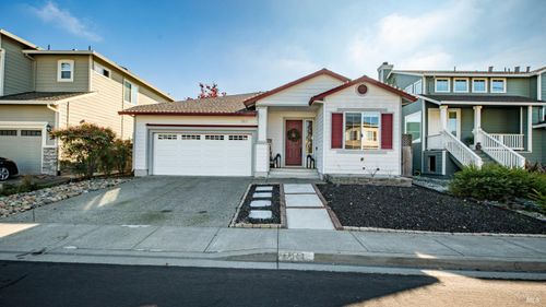 1211 Mateo Dr, Rohnert Park, CA, 94928-5452 | Card Image