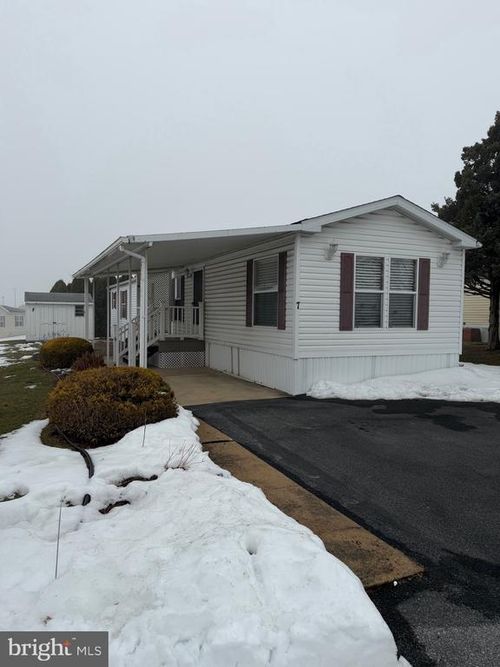 7 Country Acres Gold Park, MYERSTOWN, PA, 17067 | Card Image