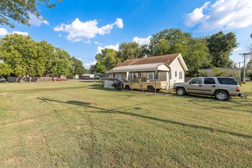 96 N Sedgwick Ave, Haven, KS, 67543 | Card Image