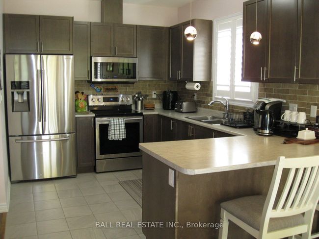 18 Lord's Dr, House other with 3 bedrooms, 3 bathrooms and 4 parking in Hastings ON | Image 5