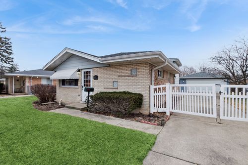 16417 George Dr, Oak Forest, IL, 60452-4209 | Card Image