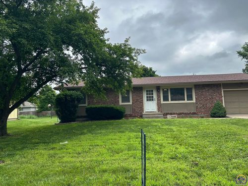 104 Sage St, Silver Lake, KS, 66539-9536 | Card Image
