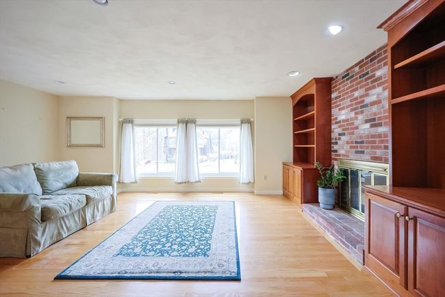 125 Nonset Path, House other with 3 bedrooms, 2 bathrooms and 6 parking in Acton MA | Image 9