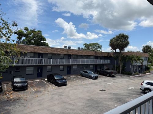 4767-4767 Nw 9th Dr, Plantation, FL, 33317-1470 | Card Image