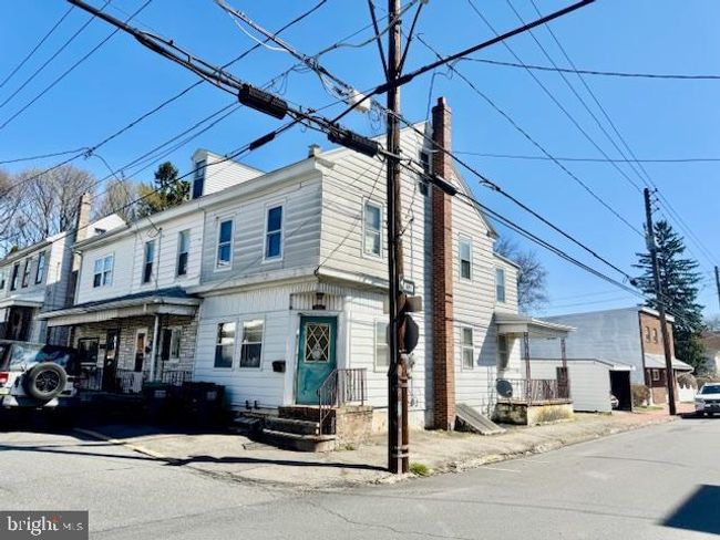 101 N Nice St, Townhouse with 2 bedrooms, 1 bathrooms and null parking in FRACKVILLE PA | Image 7