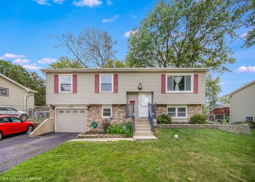 2905 Edgewood Pkwy, Woodridge, IL, 60517-3723 | Card Image