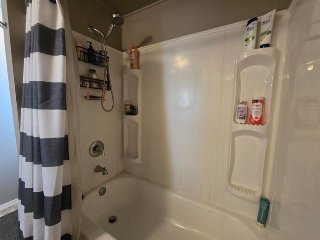 35312 N Newport Hwy, House other with 3 bedrooms, 2 bathrooms and null parking in Chattaroy WA | Image 10
