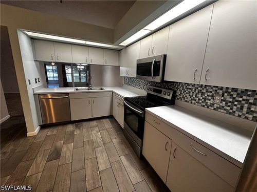 902 Mcgregor Park Cir, FORT MYERS, FL, 33908-5429 | Card Image