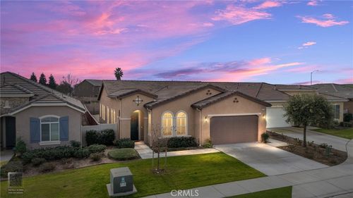9709 Richland Hills Lane, Bakersfield, CA, 93306 | Card Image