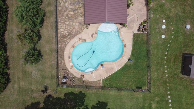 Aerial view of a pool area | Image 36