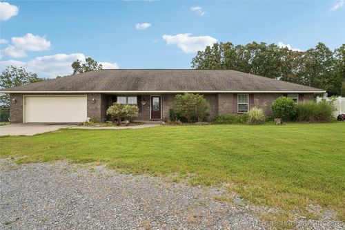 242 Baileys Bend Rd, McAlester, OK, 74501-8692 | Card Image
