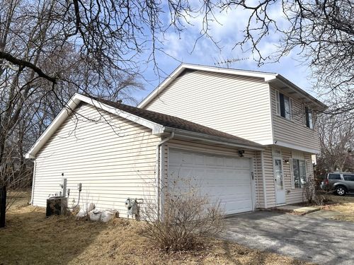 1740 Cumberland Rd, Aurora, IL, 60504-6028 | Card Image