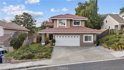 28741 Park Woodland, Saugus, CA, 91390 | Card Image