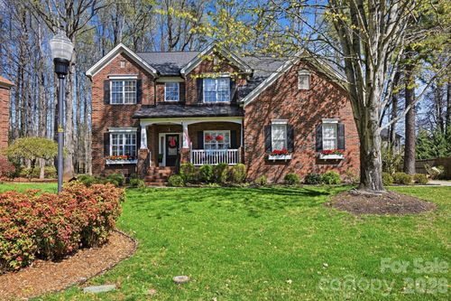 14905 Long Bow Ln, Huntersville, NC, 28078-3310 | Card Image