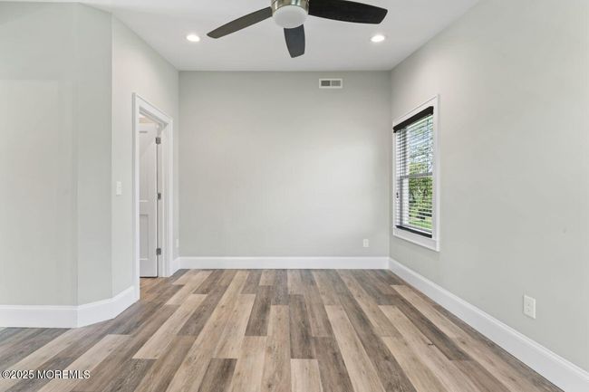 553 Colts Neck Rd, House other with 3 bedrooms, 3 bathrooms and null parking in Farmingdale NJ | Image 24