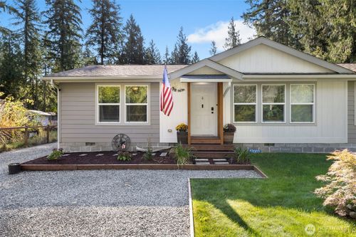 42002 Cedar St, Concrete, WA, 98237-8468 | Card Image