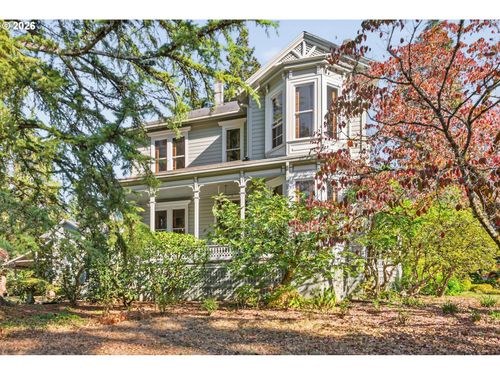 16031 Se River Rd, Milwaukie, OR, 97267 | Card Image
