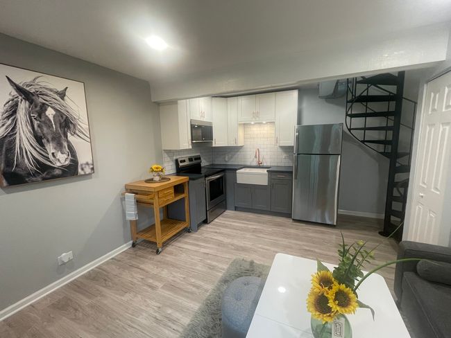 APT-5 - 64 Aspen Colony, Condo with 1 bedrooms, 1 bathrooms and 1 parking in Fox Lake IL | Image 6