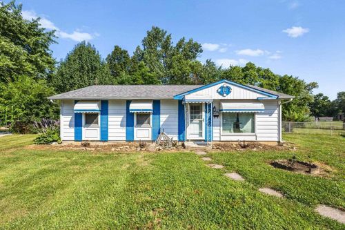 834 Vancouver Dr, Marion, OH, 43302-6056 | Card Image
