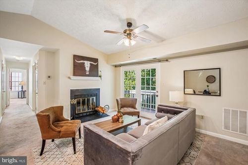 unit-81-5700 Shadwell Ct, ALEXANDRIA, VA, 22309-4636 | Card Image