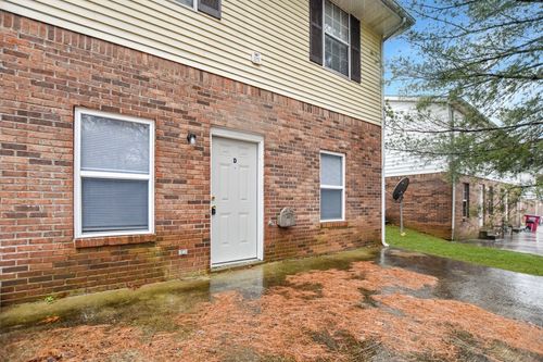 apt-d-700 Peachers Dr, Clarksville, TN, 37042-8468 | Card Image