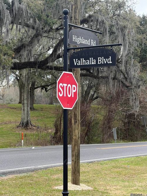 121 Valhalla Blvd, Baton Rouge, LA, 70810-3649 | Card Image