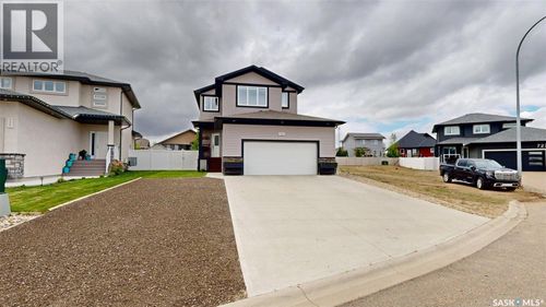 723 Aspen Cres, Pilot Butte, SK, S0G3Z0 | Card Image
