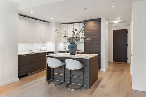 1506-1 Franklin St, Boston, MA, 02110 | Card Image