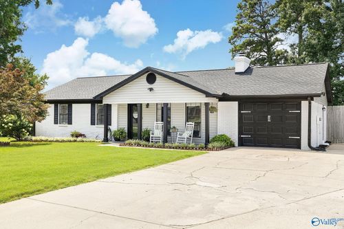 1815 Chandler Ct Sw, Decatur, AL, 35603-1067 | Card Image