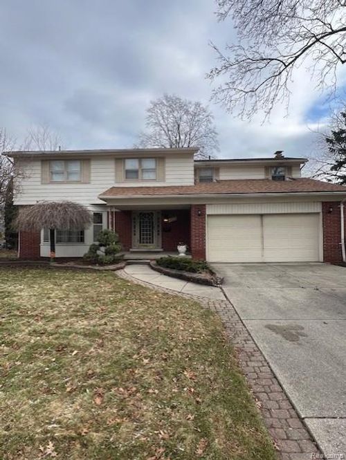 9118 Riverdale, Redford, MI, 48239-1186 | Card Image