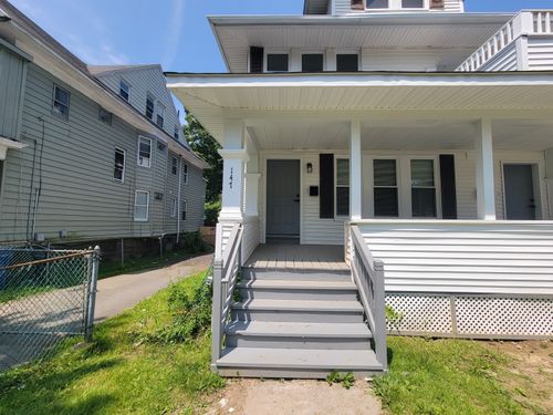 fl-1st-147 Edgewood St, Hartford, CT, 06112-2203 | Card Image