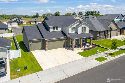 4708 W Junco St, Moses Lake, WA, 98837-5813 | Card Image