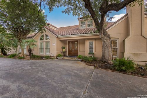 2 Galleria Dr, San Antonio, TX, 78257-1213 | Card Image